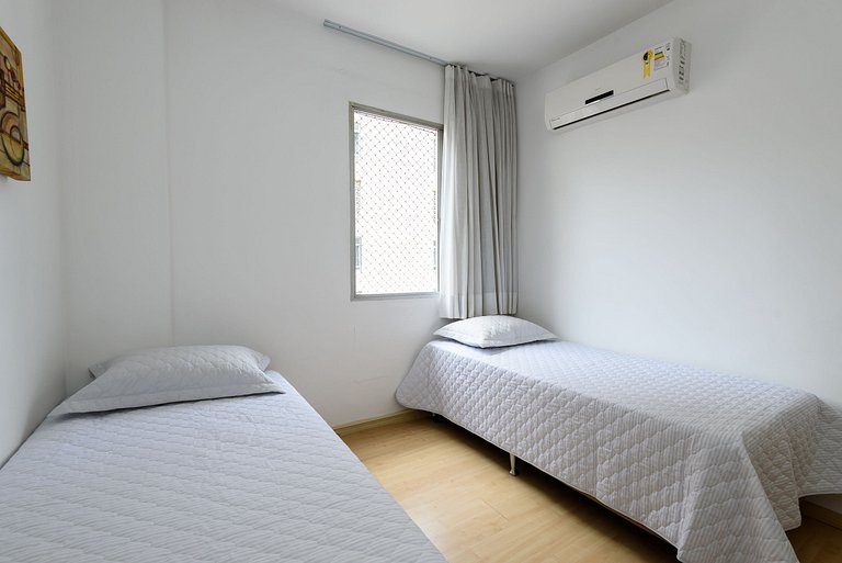 3 bedrooms, 5 minutes from Leblon beach / metro