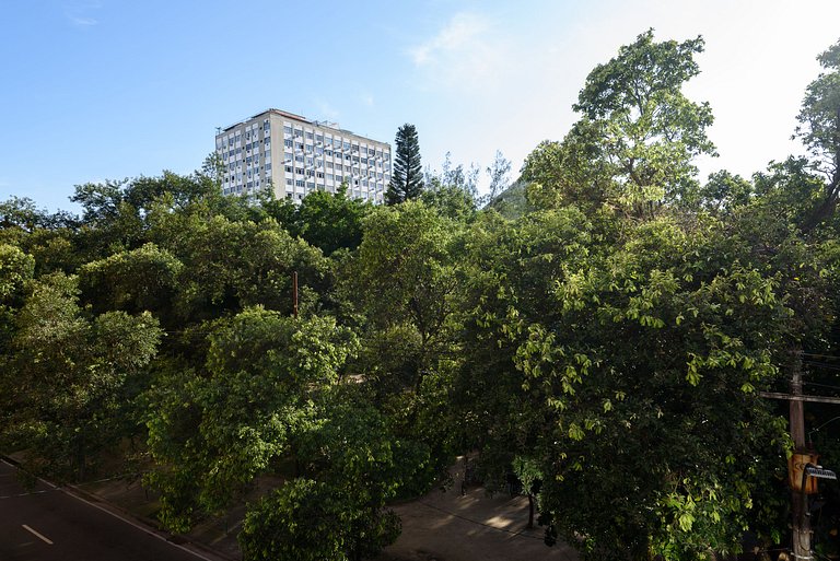 Ensolarado e charmoso no Leblon