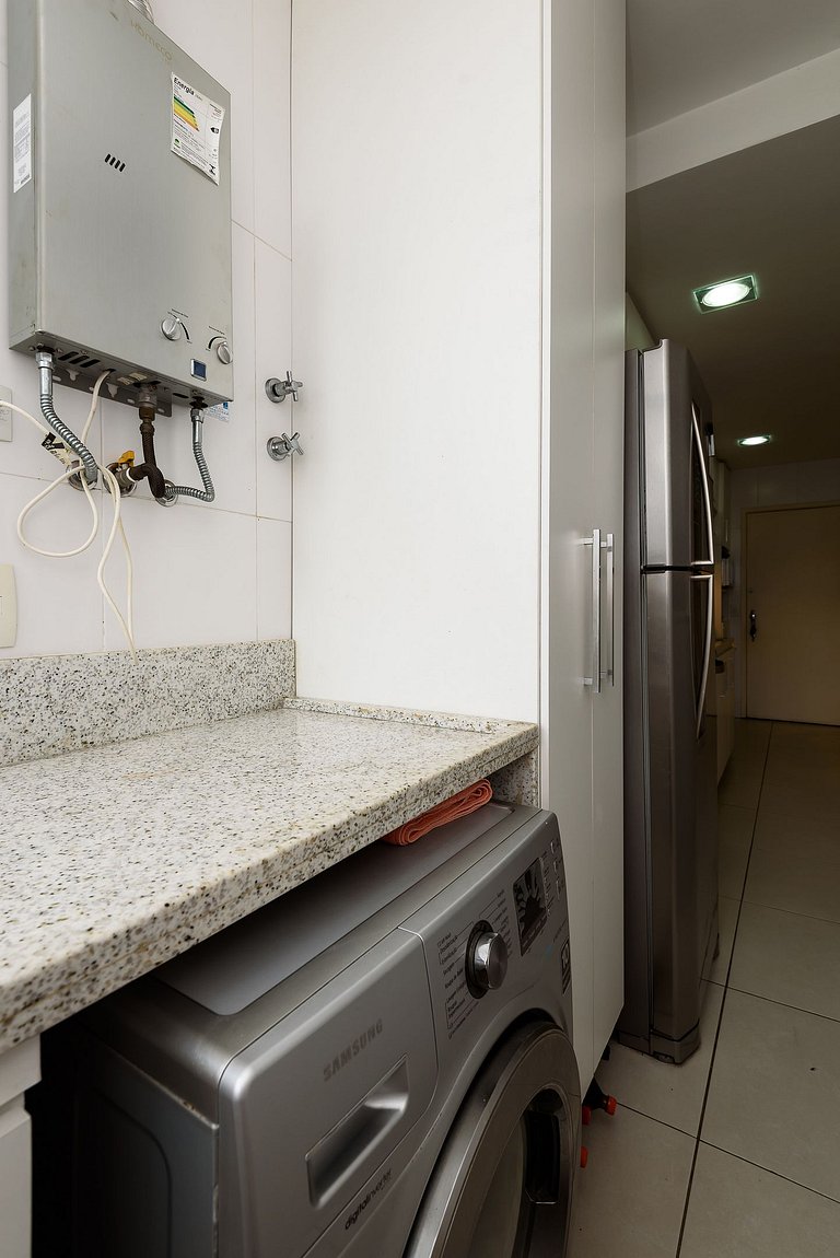 Balcony with an incredible view of the lagoon