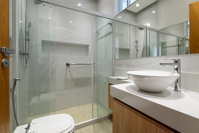 Side sea view, quiet tree-lined street