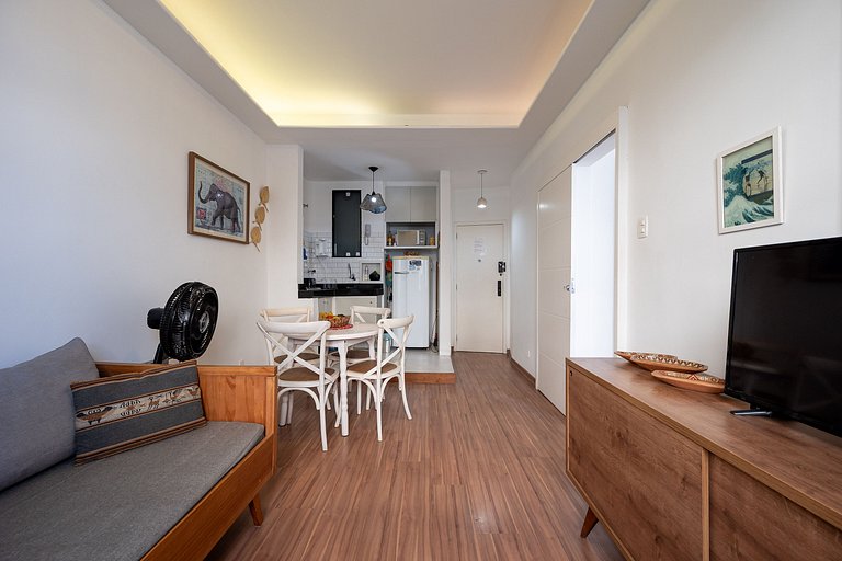 View of Copacabana beach, bedroom and living room