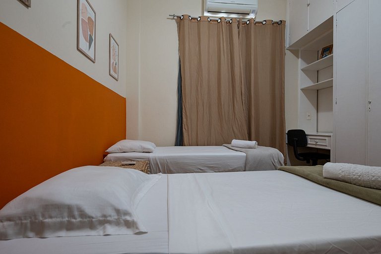 A 5 MINUTOS DE LA PLAYA DE IPANEMA, JUNTO AL METRO