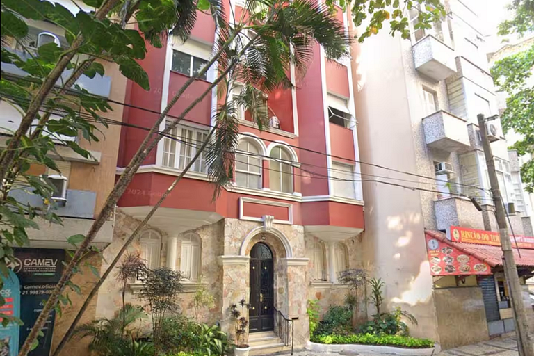 Balcony overlooking the Copacabana sea