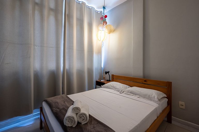 Comfort 10 min from subway, mall & beach