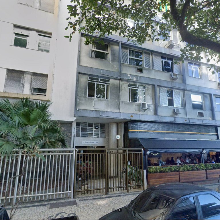 Vista de la playa de Copacabana, dormitorio y salón