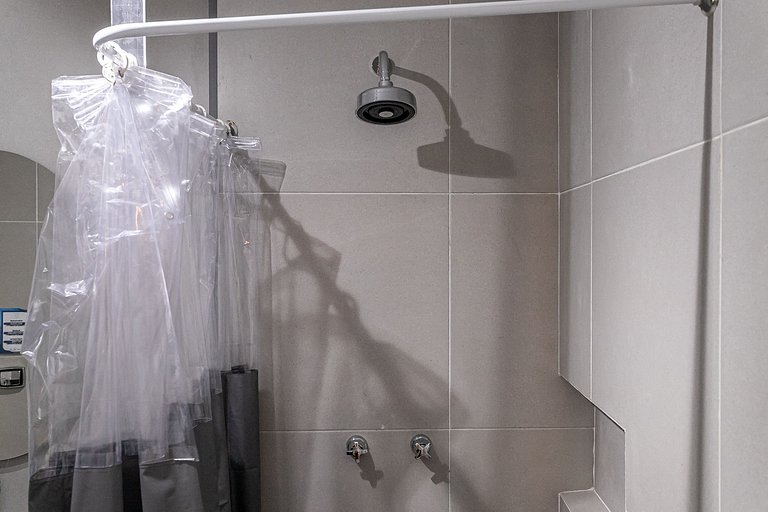 Apartment with Hot Tub, 2 Bedrooms Near the Beach