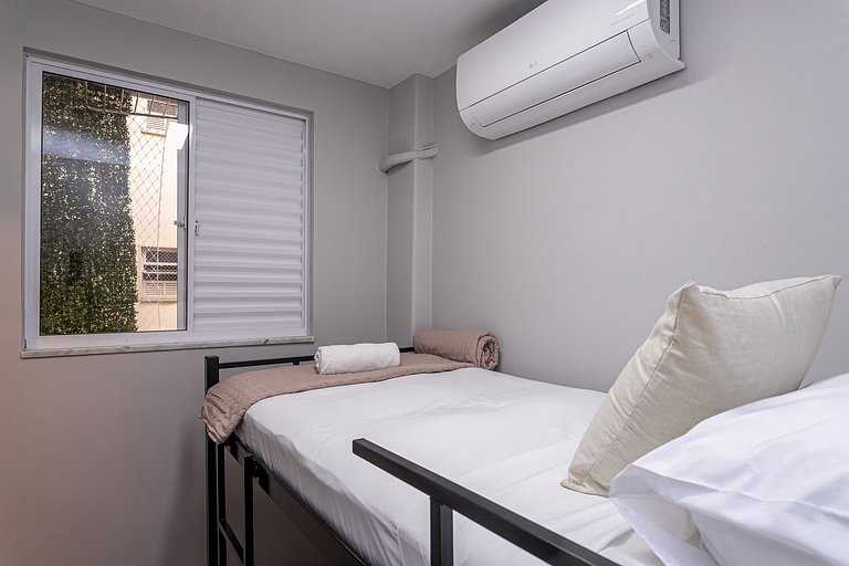 Apartment with Hot Tub, 2 Bedrooms Near the Beach