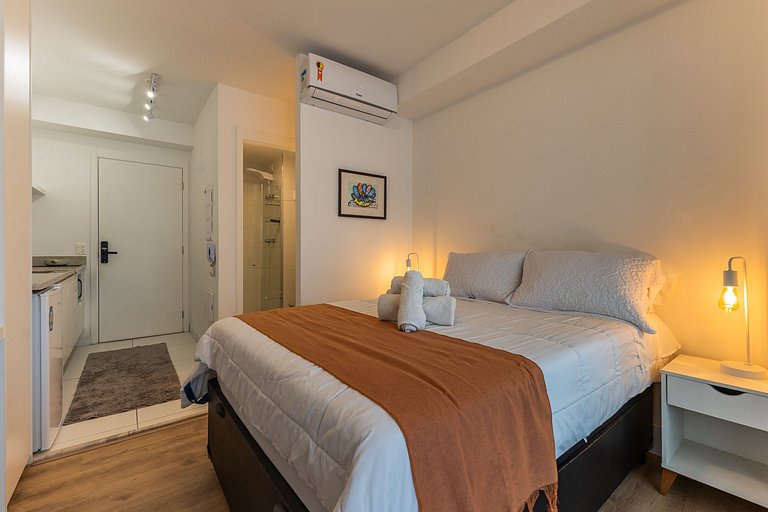 Estudio con coworking, piscina y vista a la ciudad