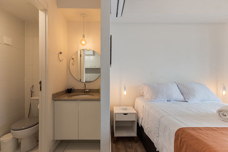 Estudio con coworking, piscina y vista a la ciudad