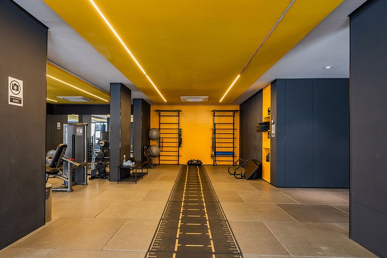 Studio com coworking, piscina e vista da cidade