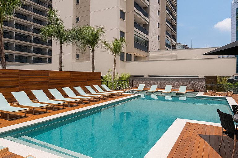 Studio com coworking, piscina e vista da cidade