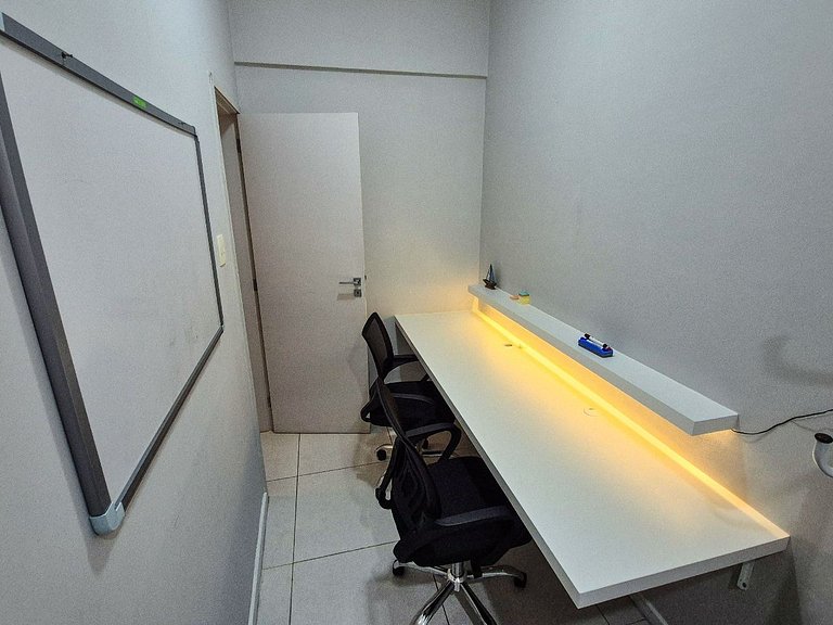 Comfort 10 min from subway, mall & beach