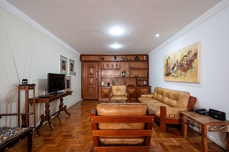 next to the beach in Ipanema and subway