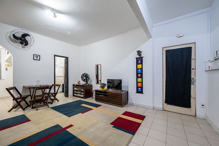 Dpt de temporada a una cuadra de la playa de Leme