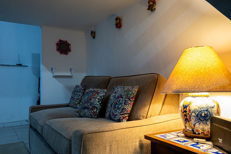 Vacation apartment one block from Leme Beach