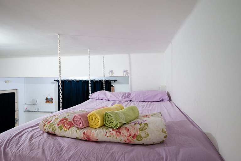 Vacation apartment one block from Leme Beach