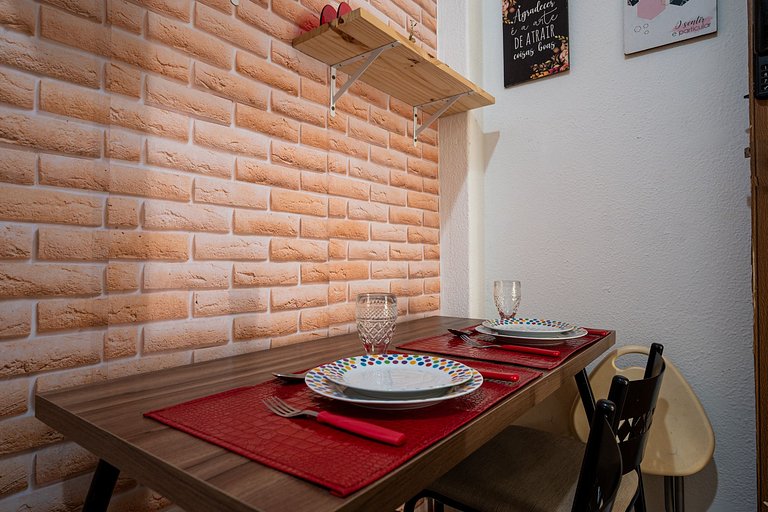 Practical Studio Between Two Subway Stations