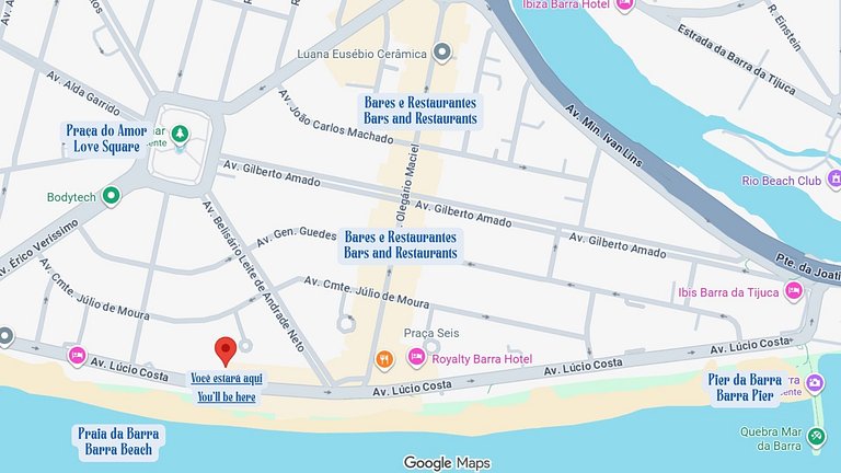 De frente para a praia da Barra (Pepê) com varanda