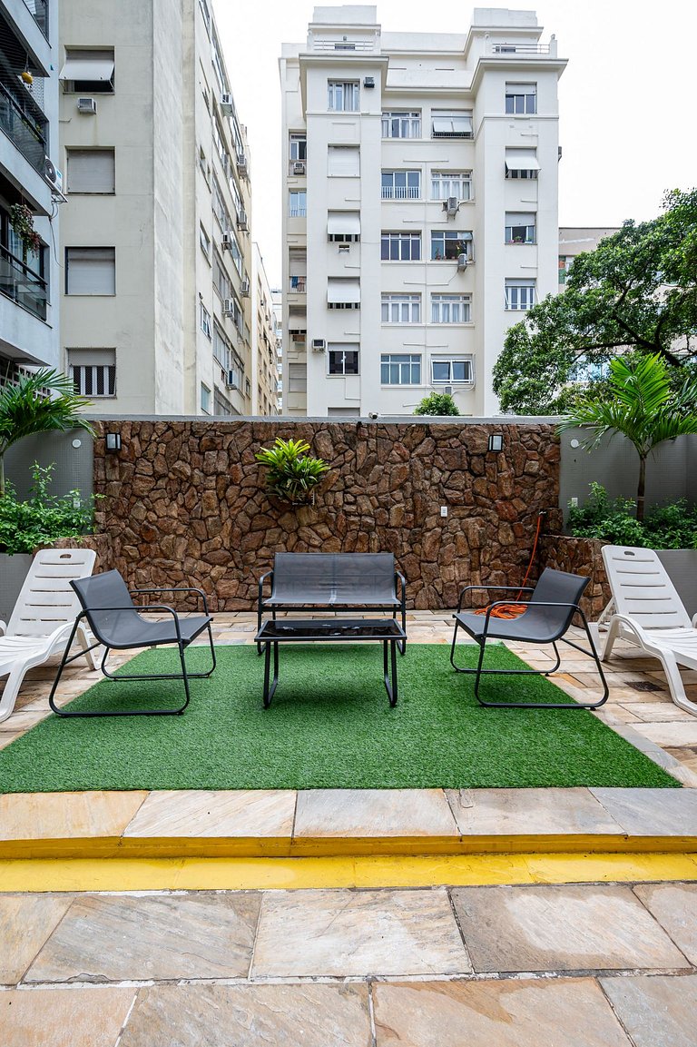 Apt.Piscina, Sauna, Academia e Vaga no Arpoador.