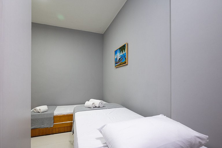 2 bedrooms near Copacabana Beach