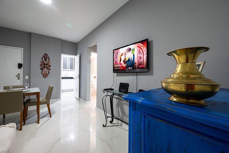 2 bedrooms near Copacabana Beach