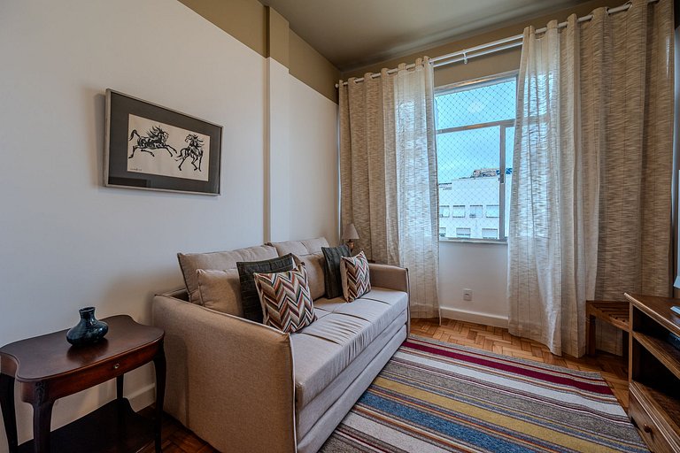 Na quadra da praia de Copacabana