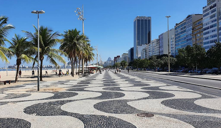 2 quartos perto da Praia de Copacabana