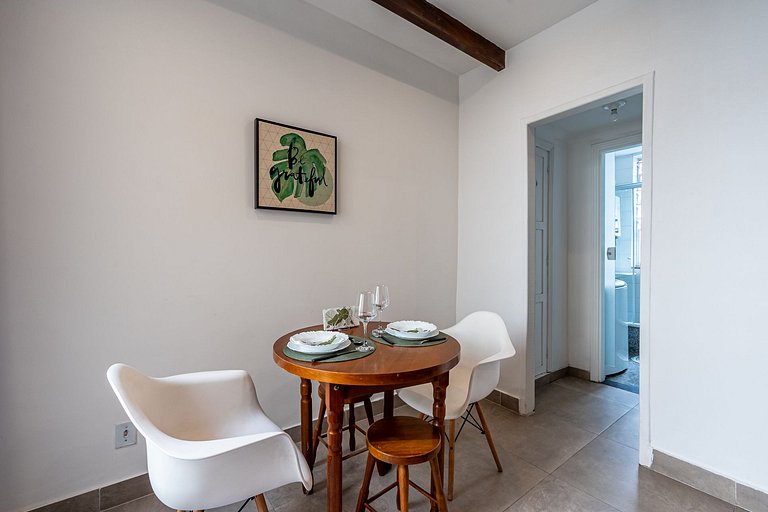 Charmoso quarto e sala em Copanema