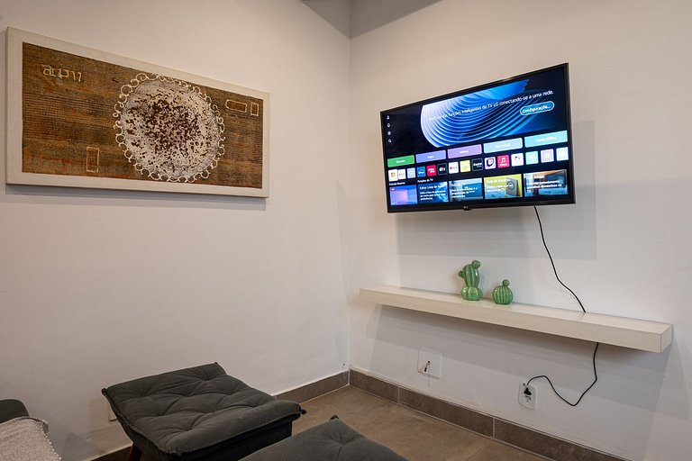 Habitación y sala en Copacabana a 8 minutos de la playa.