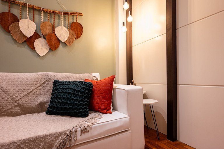 Modern and Fully Equipped Retreat in Copacabana