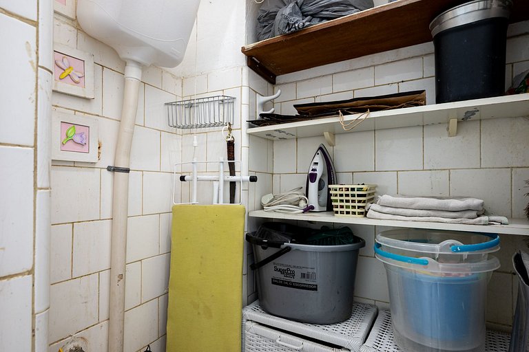 Cozy apartment 650m from Copacabana Beach