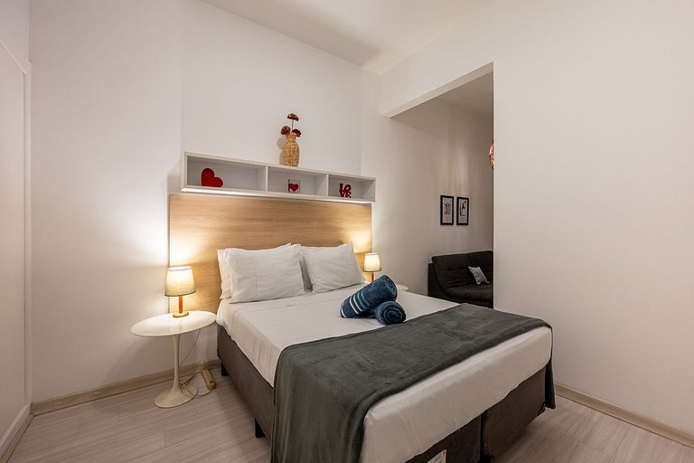 Cozy apartment 650m from Copacabana Beach