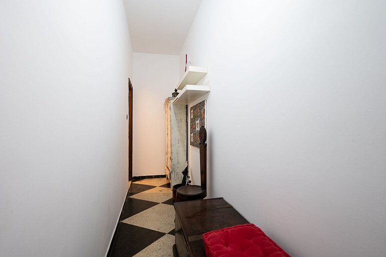 Cozy apartment 650m from Copacabana Beach