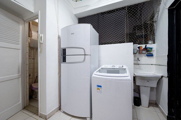 2 quartos a 650m da Praia de Copacabana e do metro