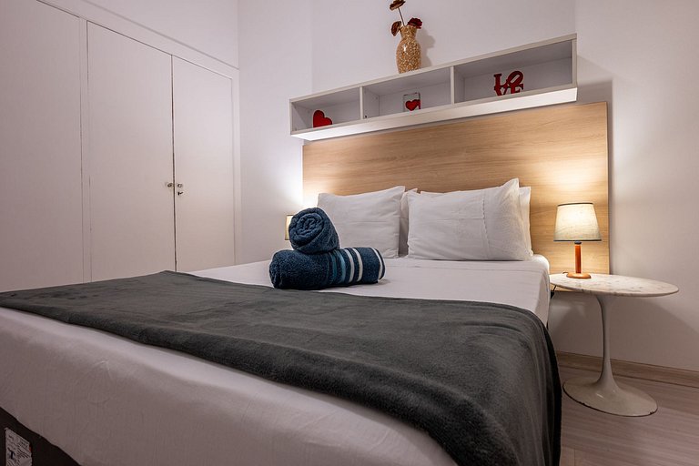 Cozy apartment 650m from Copacabana Beach