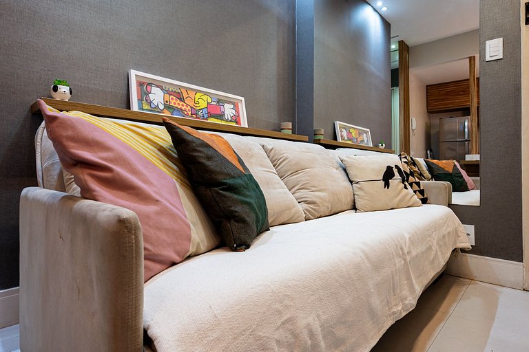 Duas quadras da praia do Leblon, perto do shopping