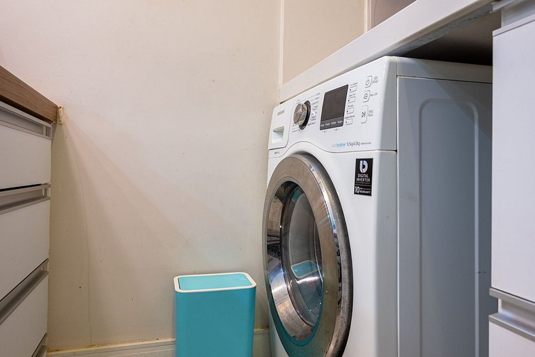 A dos cuadras de la Playa de Leblon, cerca del centro comerc