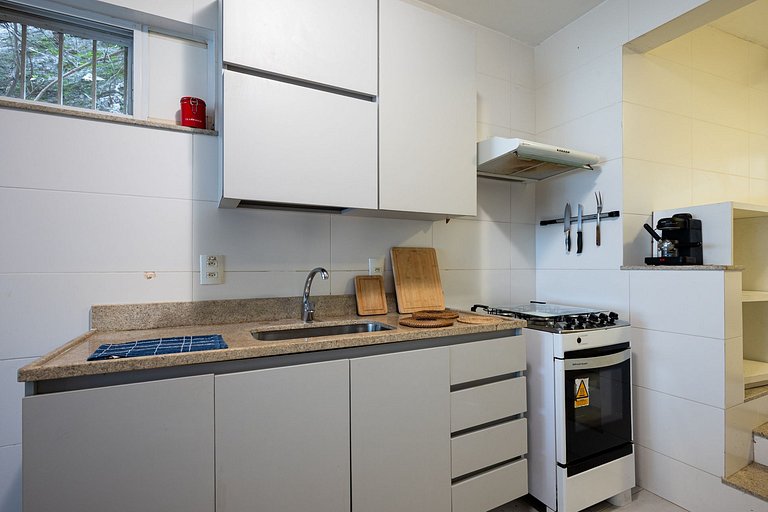 Apt com suíte próximo a Praia de Copacabana