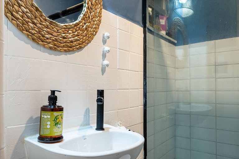 Apt for couple near Leme & Copacabana Beach