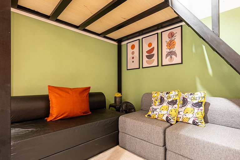 Apt for couple near Leme & Copacabana Beach