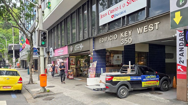 Depto para pareja cerca de Leme y Copacabana