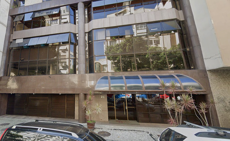 Versatile Apt, Pool, Sauna, and Gym in Arpoador