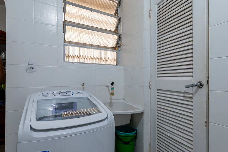 Prime location just one block from the beach