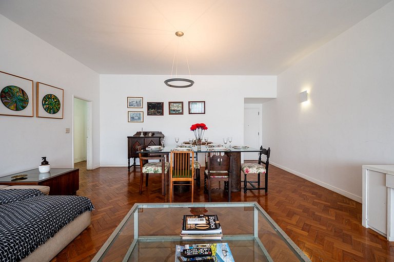 Fully equipped apt in Copacabana near beach