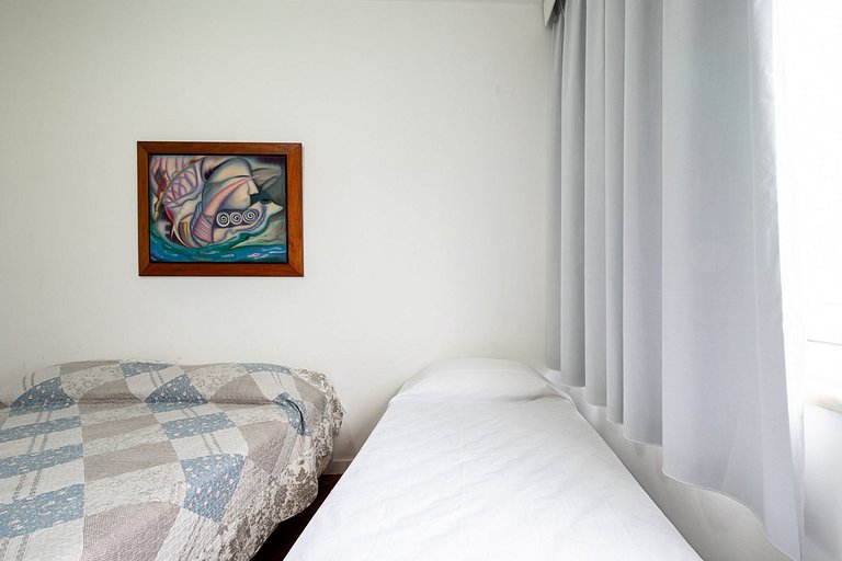 Fully equipped apt in Copacabana near beach