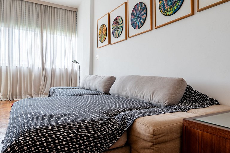 Fully equipped apt in Copacabana near beach