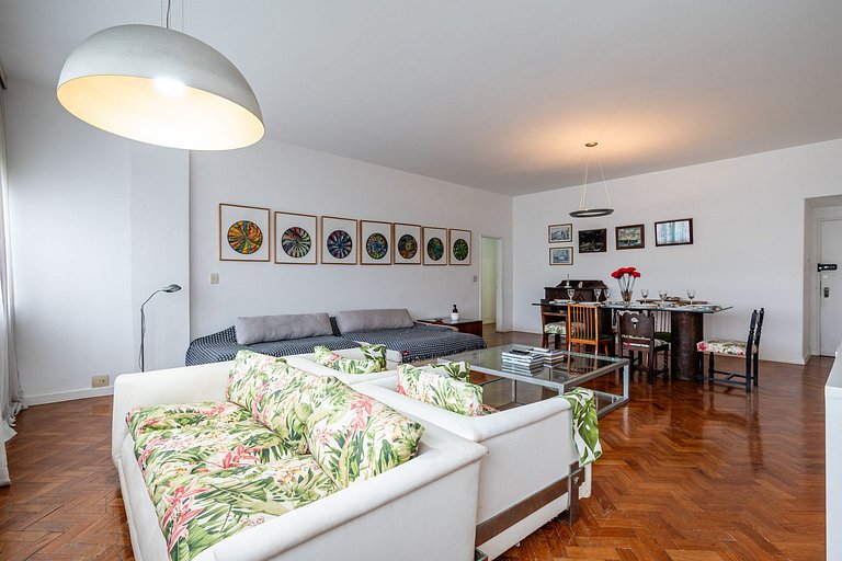 Fully equipped apt in Copacabana near beach