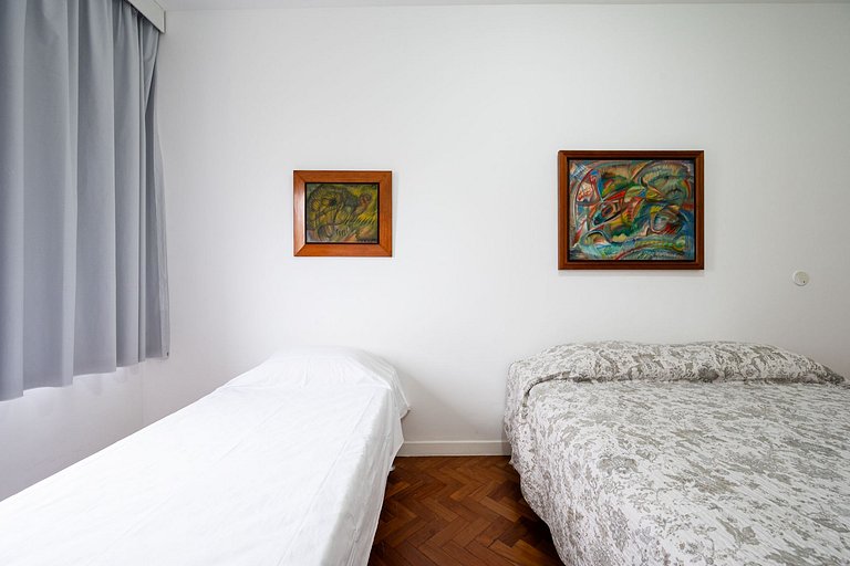 Fully equipped apt in Copacabana near beach