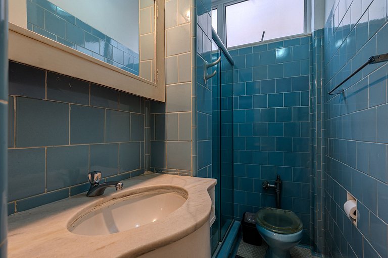 Fully equipped apt in Copacabana near beach