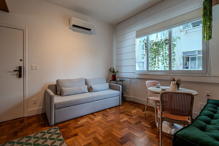 Moderno perto da praia de Copacabana